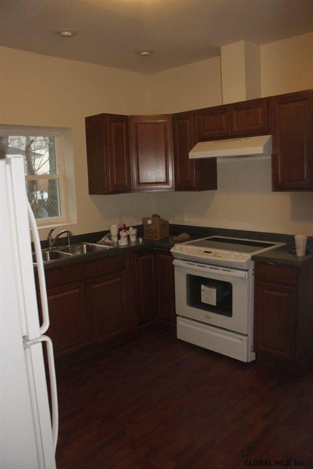 843 Emmett St, Schenectady, NY 12307 - photo 7