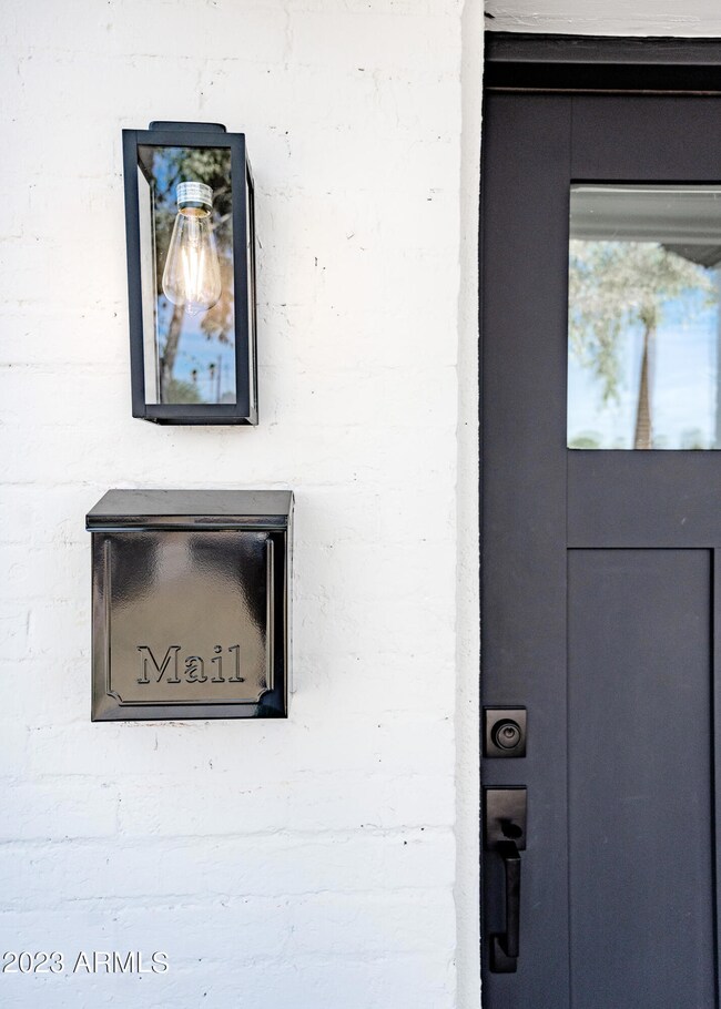 1333 E Palm Ln, Phoenix, AZ 85006 - photo 2