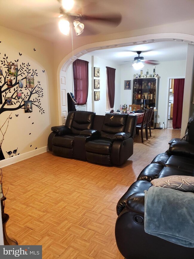 212 N 29th St, Camden, NJ 08105 - photo 4