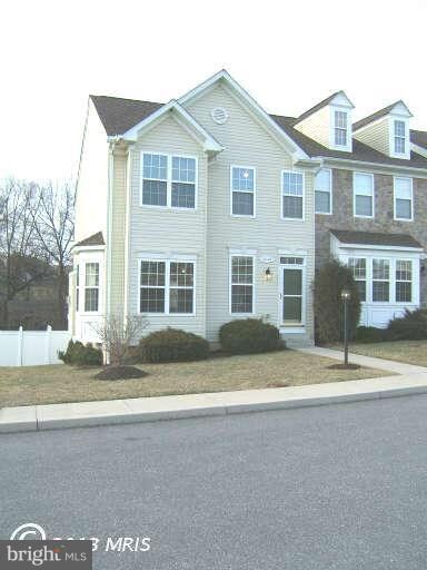 10304 Bridle Ct, Hagerstown, MD 21740 - photo 2