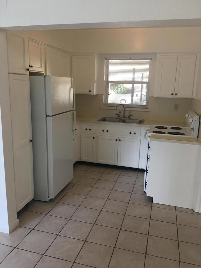 5202 Marlene Ave, Jacksonville, FL 32210 - photo 6