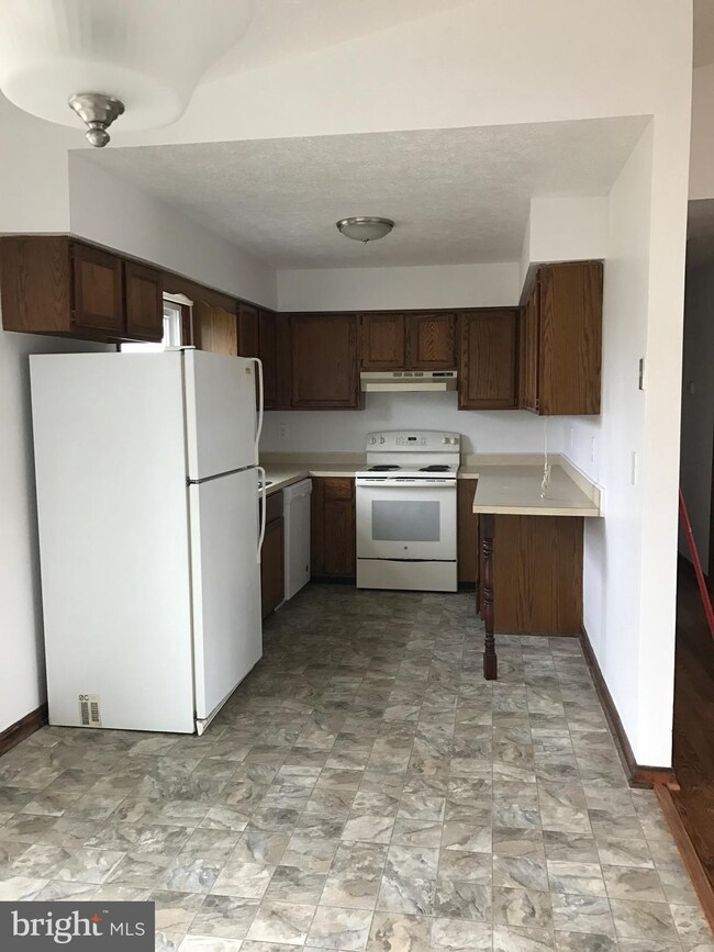 6610 Belfrys Ct W, Bealeton, VA 22712 - photo 6