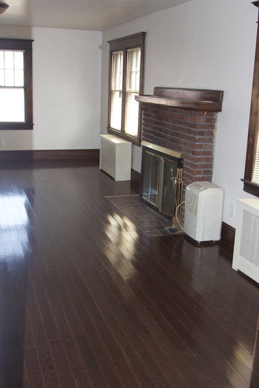 146 Thompson St, Springfield, MA 01109 - photo 6