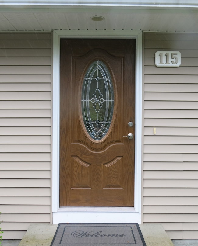 115 Sillimanville Rd, Moodus, CT 06469 - photo 2