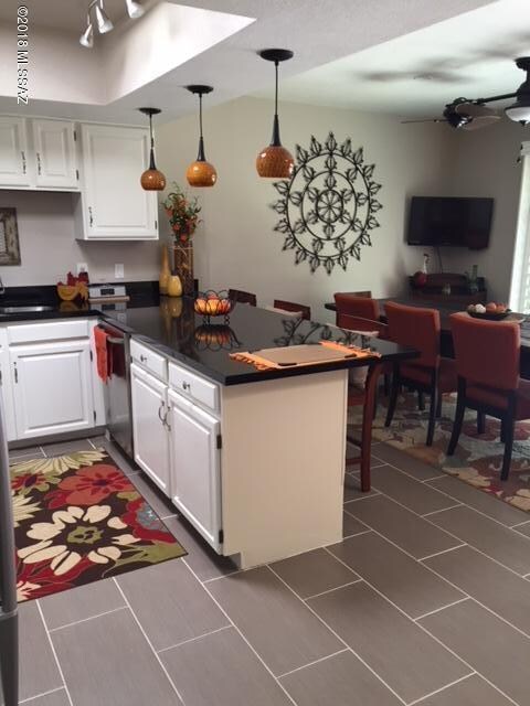 Kitchen-Dining Area