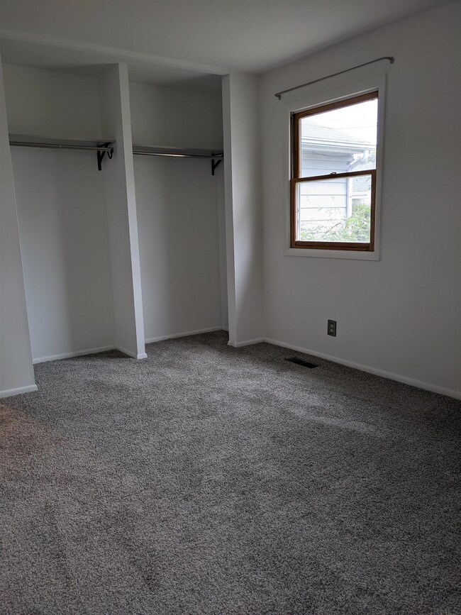 2004 Conti Ln, Kokomo, IN 46902 - photo 6