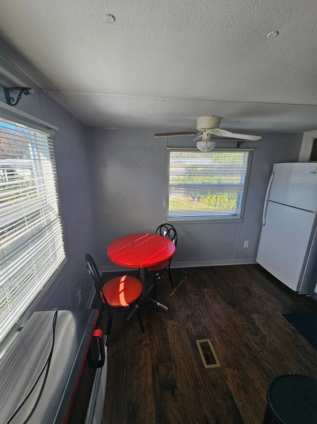 918 Hatten Ln, Inverness, FL 34450 - photo 5