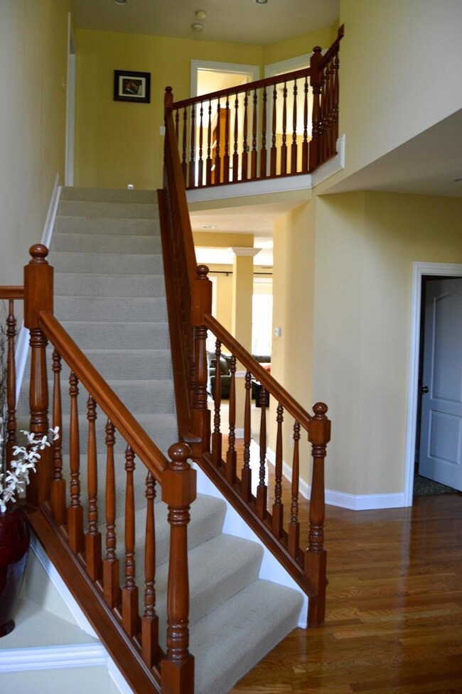 10625 Laguna Cir, Plain City, OH 43064 - photo 3