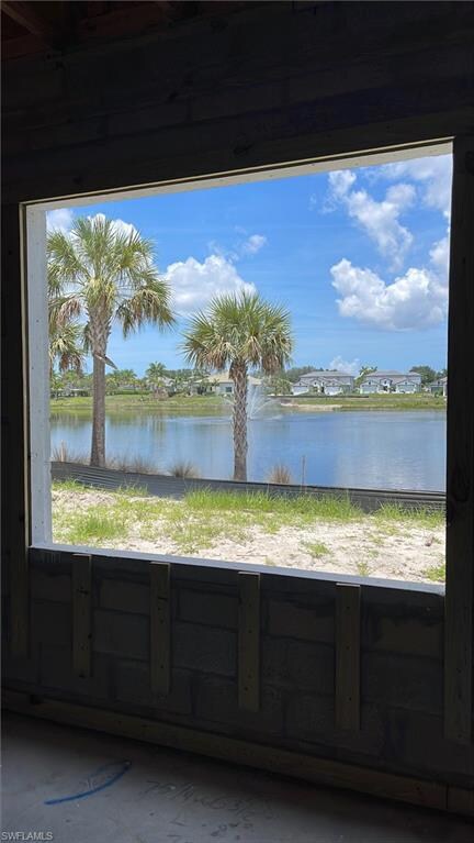 bedroom lake view