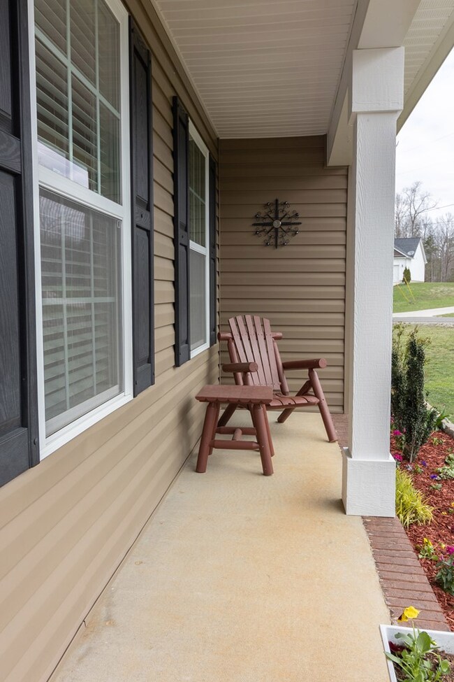 2110 Bear Creek Cir, Cookeville, TN 38506 - photo 3