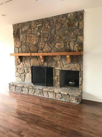 20200823233519771587000000-o