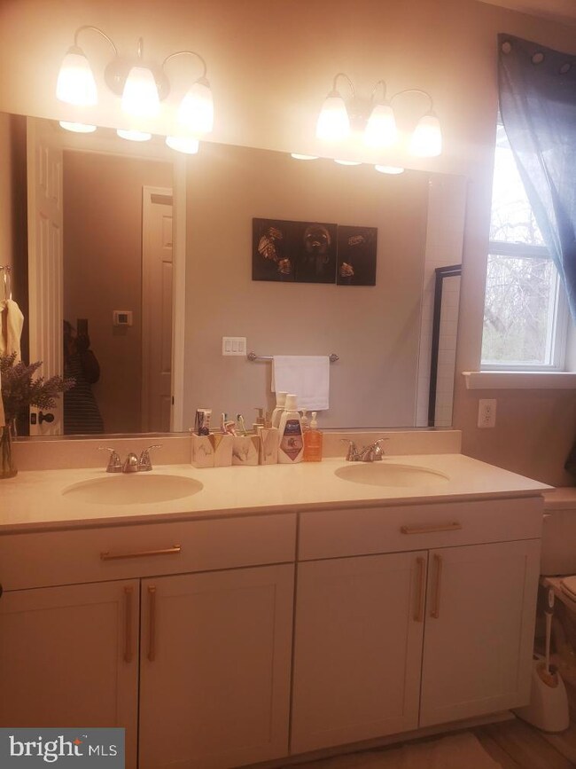 12317 Fallen Timbers Cir, Hagerstown, MD 21740 - photo 4