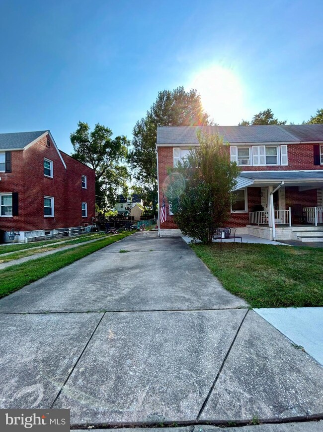 315 3rd St, Baltimore, MD 21206 - photo 2