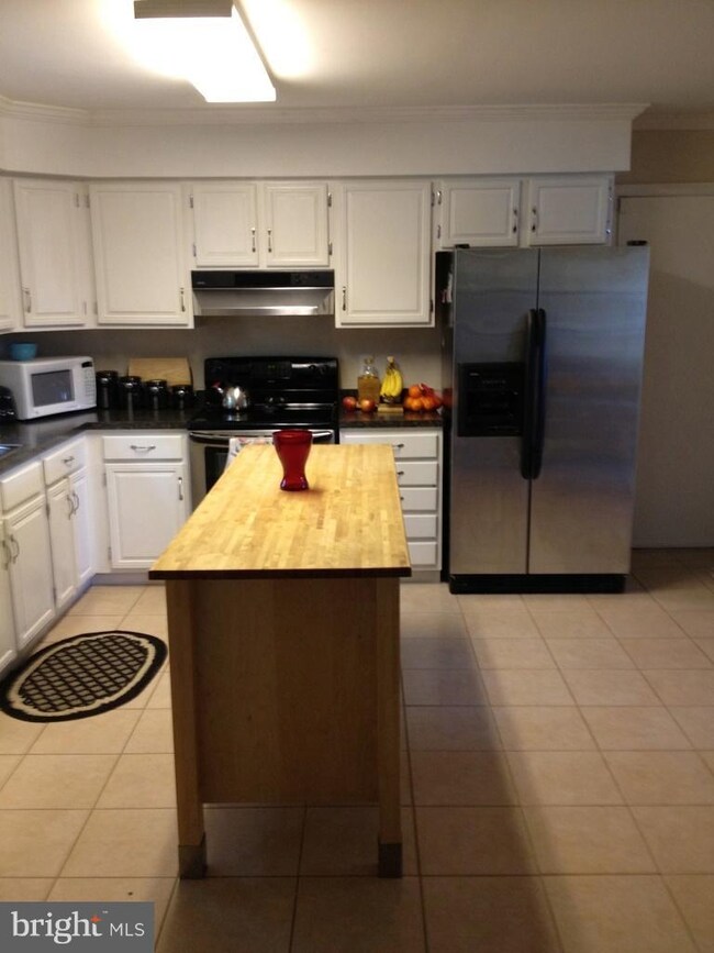 4704 Fishermans Cove, Dumfries, VA 22025 - photo 4