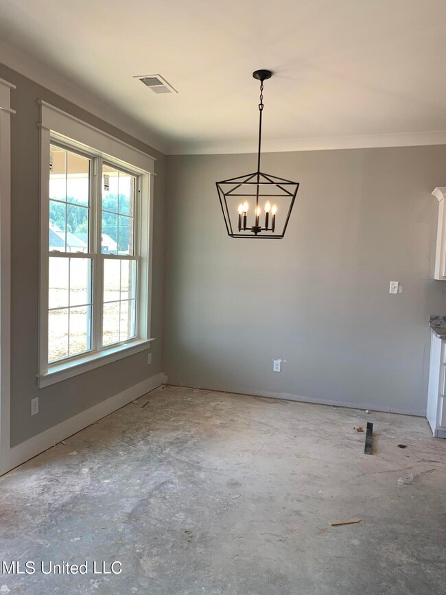 Lot 128WP breakfast room