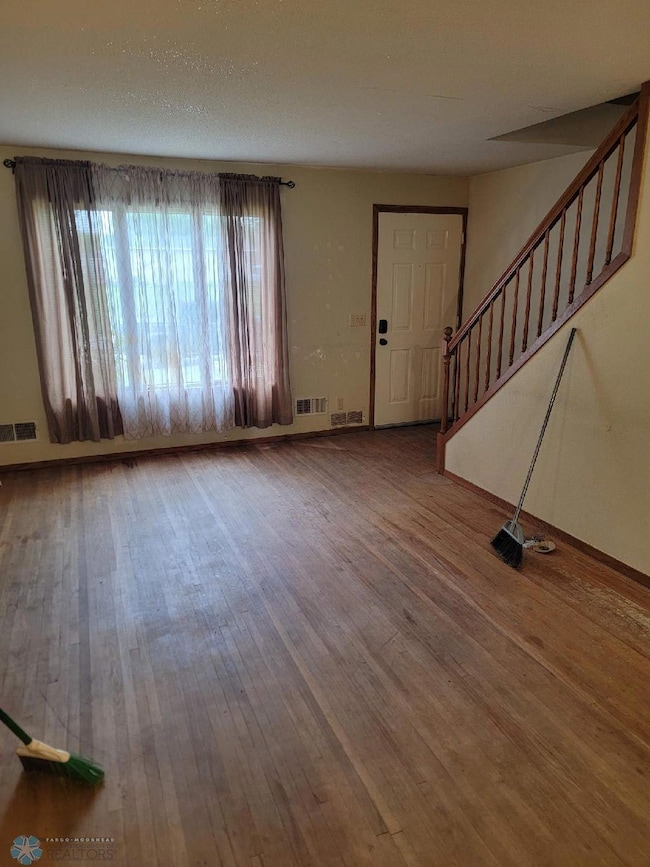 117 5th St W, Halstad, MN 56548 - photo 6