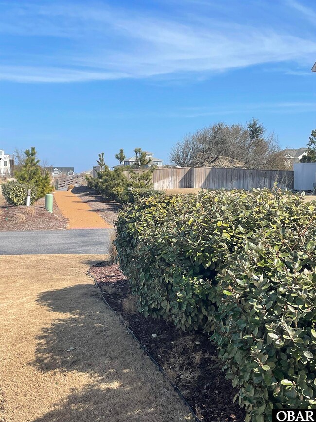 Walk-Way to Beach