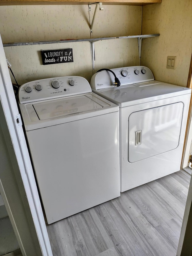 217 Creekview Dr, Battle Creek, MI 49037 - photo 4