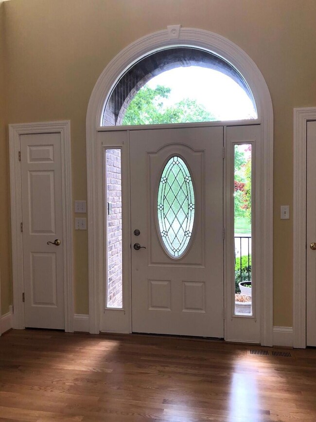 smyrna23-foyer2