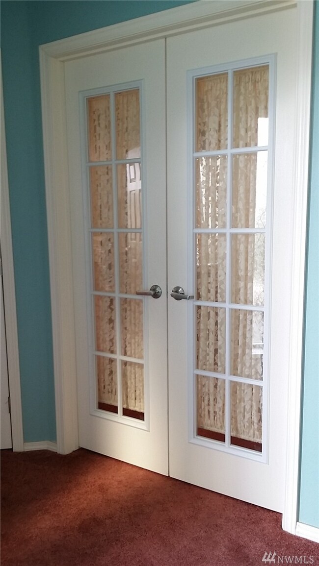 322 Oak St SW, Orting, WA 98360 - photo 6