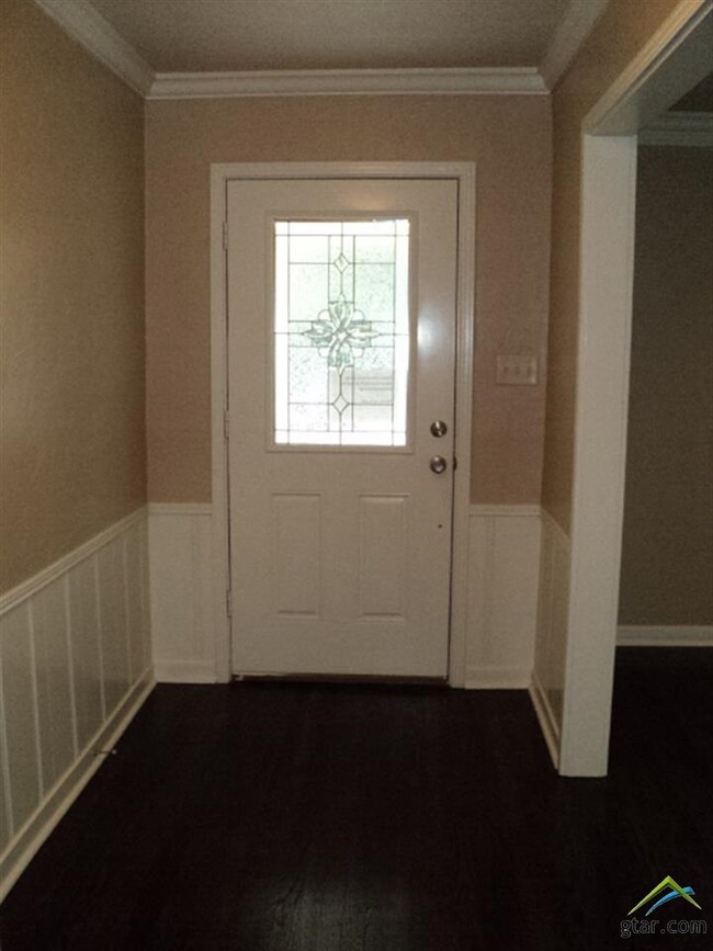 1826 S Sneed Ave, Tyler, TX 75701 - photo 2