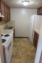 2816 Stonehenge Dr, Columbus, OH 43224 - photo 5