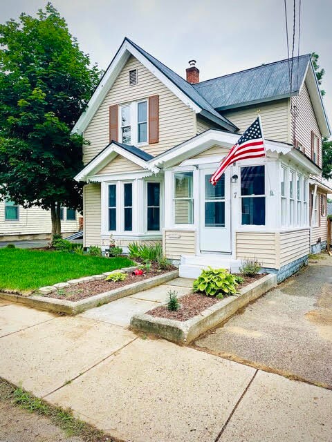 7 Laurel St, Sanford, ME 04073 - photo 2