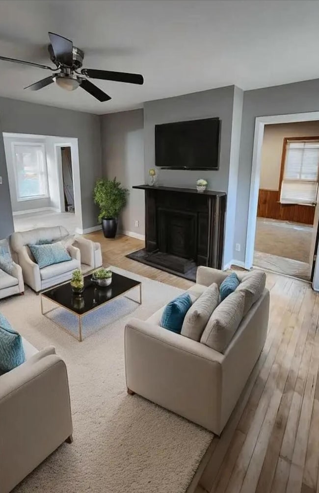 356 W 11th Ave, Oshkosh, WI 54902 - photo 4