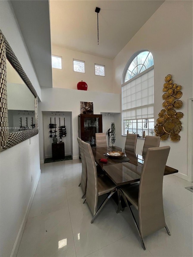 1170 Wilshire Cir E, Pembroke Pines, FL 33027 - photo 7