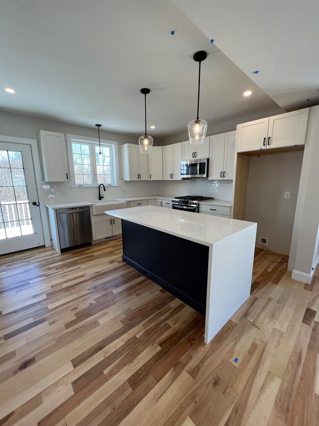 38 Green Rd unit 17, Newmarket, NH 03857 - photo 4