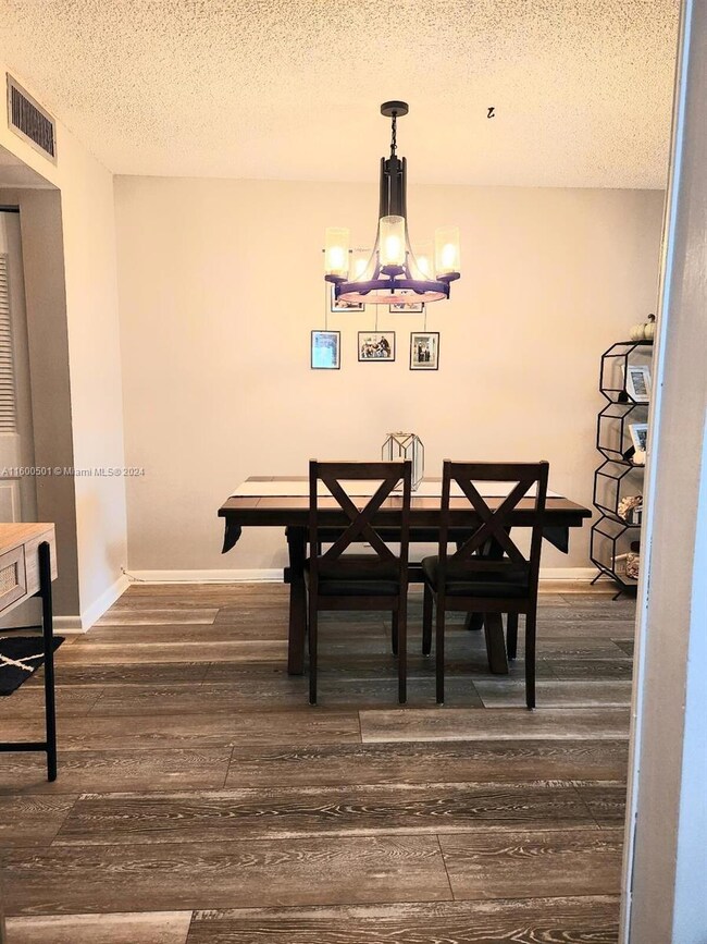 367 Windsor P, West Palm Beach, FL 33417 - photo 4