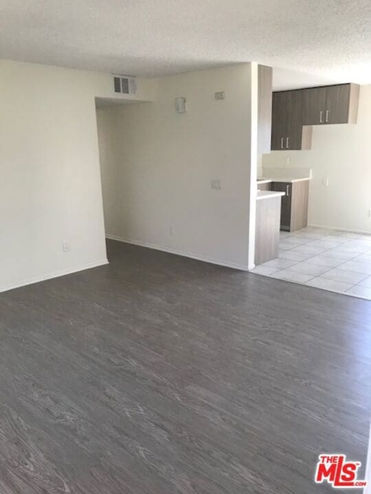 7756 Laurel Canyon Blvd unit 9, North Hollywood, CA 91605 - photo 3