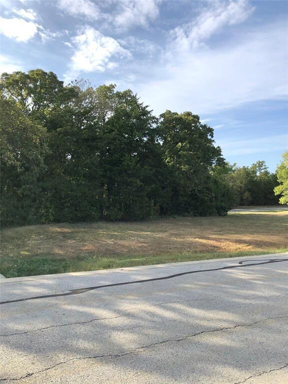 TBD Lot 5 Cir, Gordonville, TX 76245 - photo 2