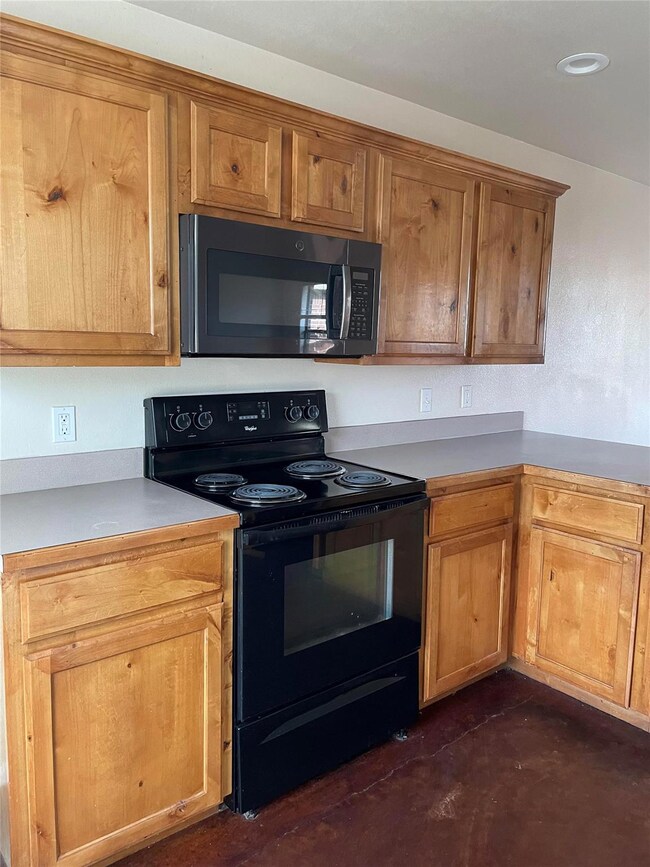 3235 Zion Hill Loop, Weatherford, TX 76088 - photo 2