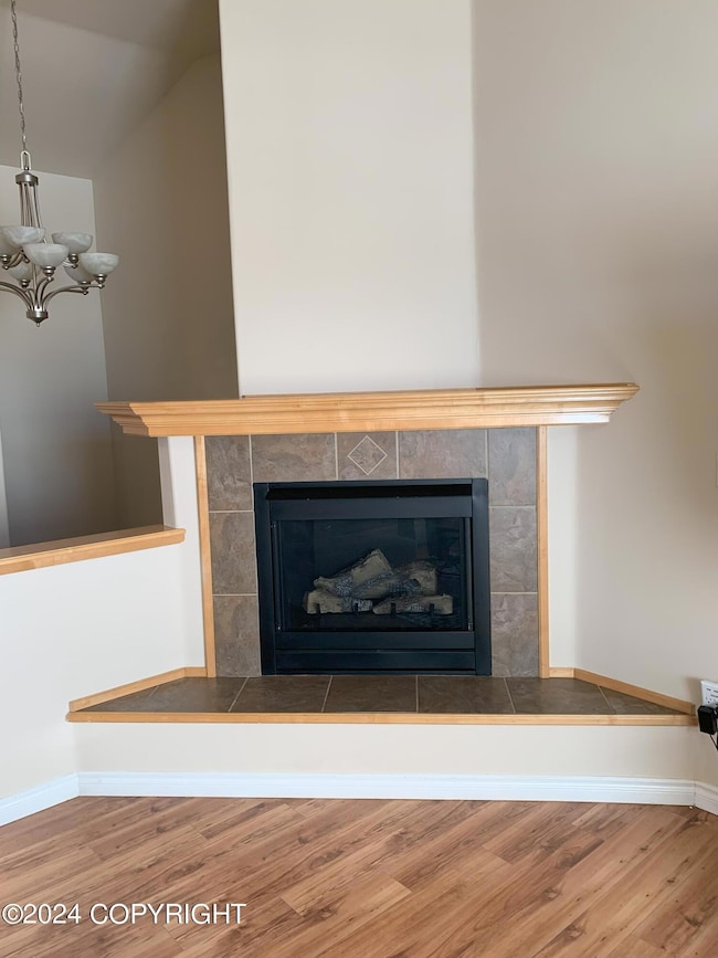 4002 Lakehurst Circle #6 gasfire place i