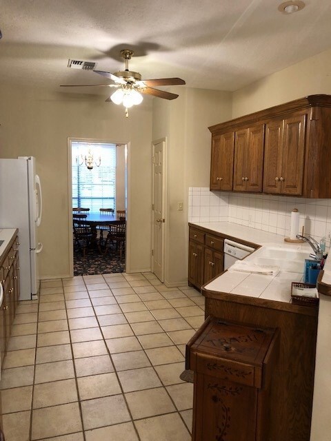 2204 Meadow Lark Dr, Duncan, OK 73533 - photo 6