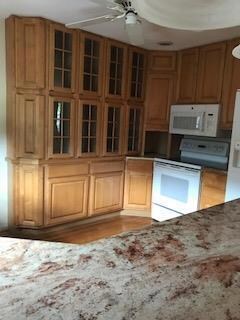 1812 kitchen3