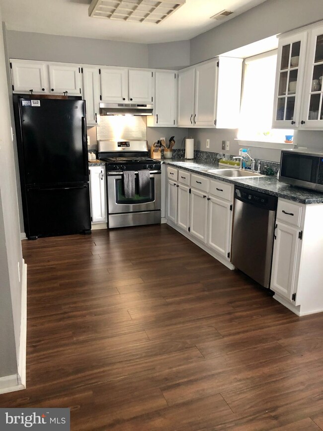 105 Pendragon Way unit 105, Mantua, NJ 08051 - photo 4