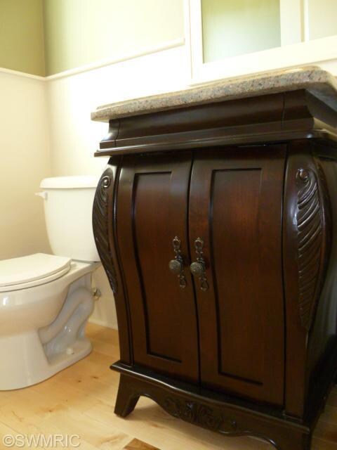 2147 Center Grange Dr, Byron Center, MI 49315 - photo 4