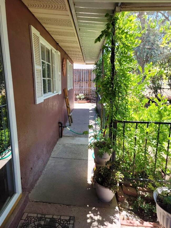 2413 Abbott Ave, Alamogordo, NM 88310 - photo 2