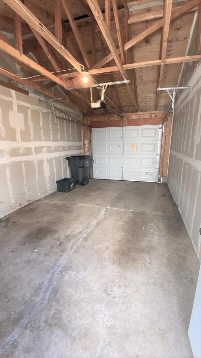 1 car garage