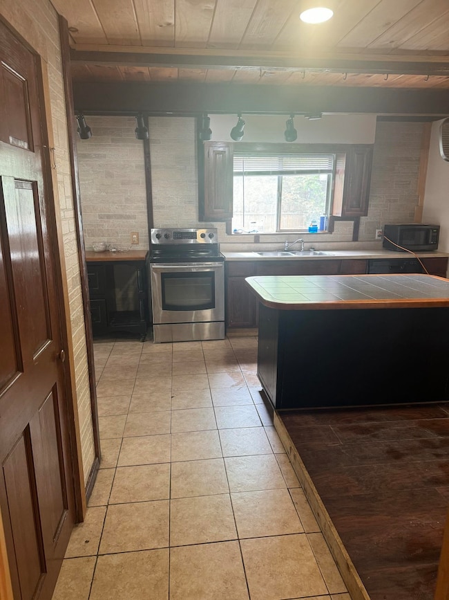 7 Firefly Ln, Hillsborough, NH 03244 - photo 7