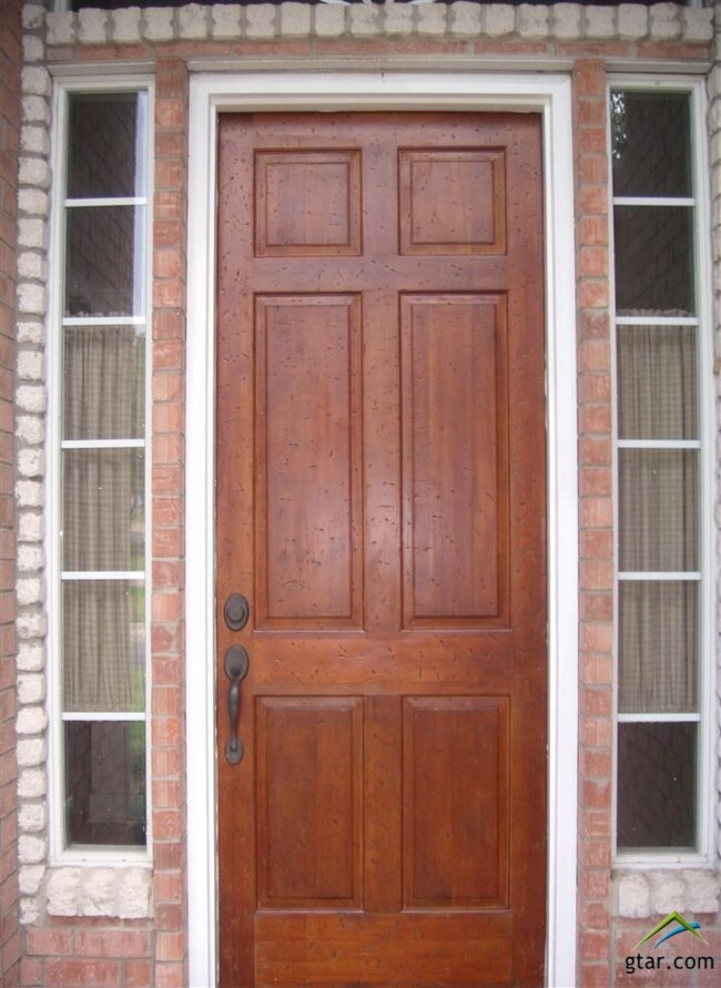 2912 Gloucester Dr, Tyler, TX 75707 - photo 2