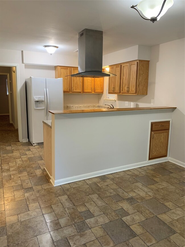 10222 Southport Dr, Houston, TX 77089 - photo 7