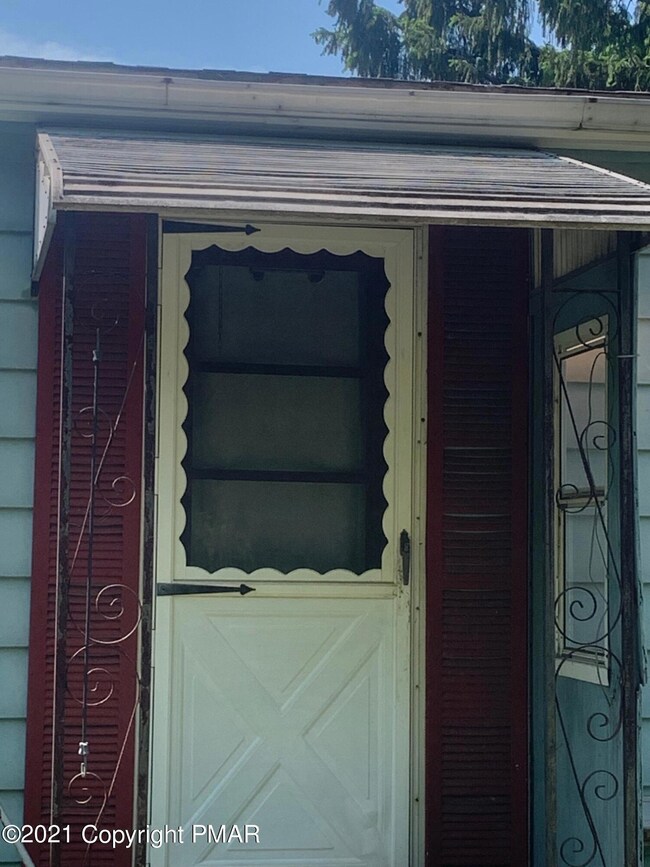 945 State Rd, Effort, PA 18330 - photo 3