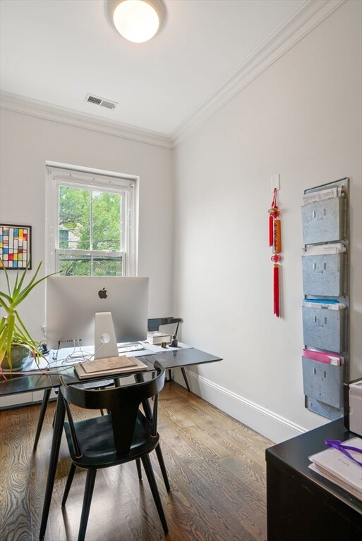 619 Franklin St unit 2, Cambridge, MA 02139 - photo 5