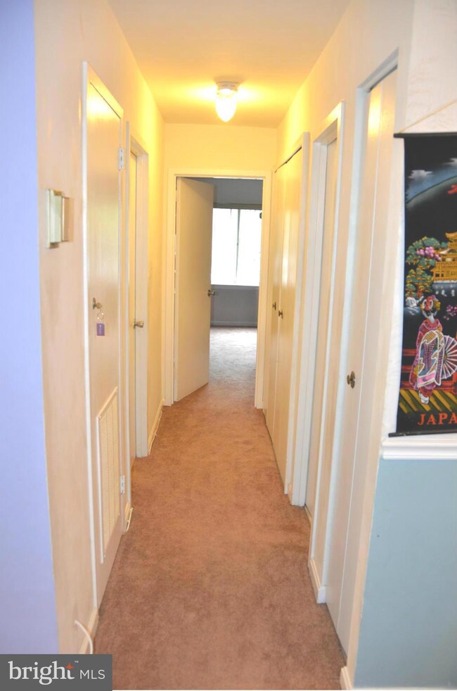 406 Girard St, Gaithersburg, MD 20877 - photo 4