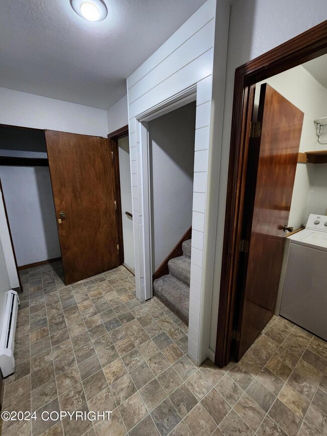 18725 Sarichef Loop, Eagle River, AK 99577 - photo 7