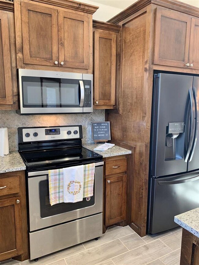 221 NW Granite Ave, Cache, OK 73527 - photo 6