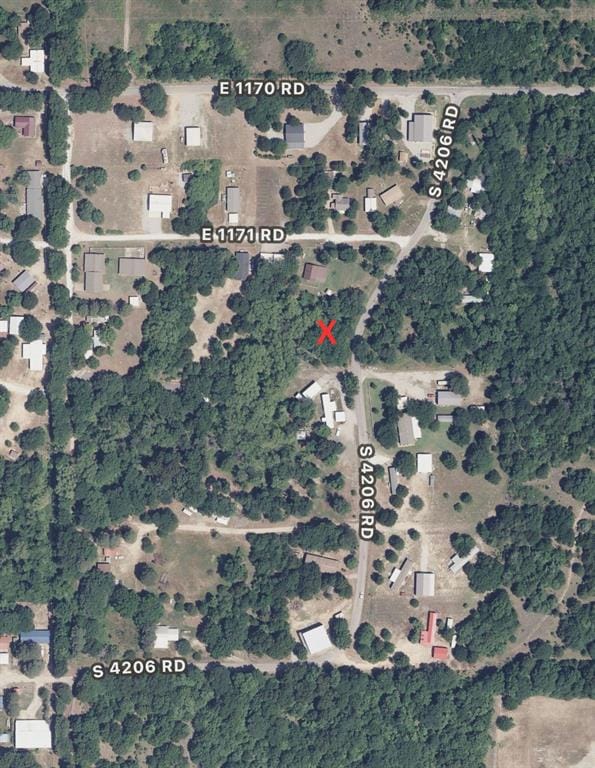 3/4 mile to neighborhood boat ramp